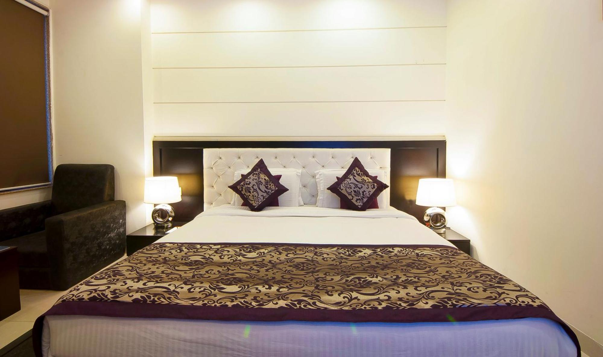 Hotel Transit International- Aerocity Delhi Airport Nueva Delhi Exterior foto